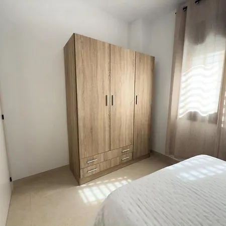 شقة Elegante De 1 En نيرخا